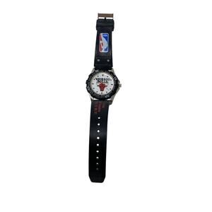Vintage 1997 Chicago Bulls 5 Time NBA Champions Mens Watch Black